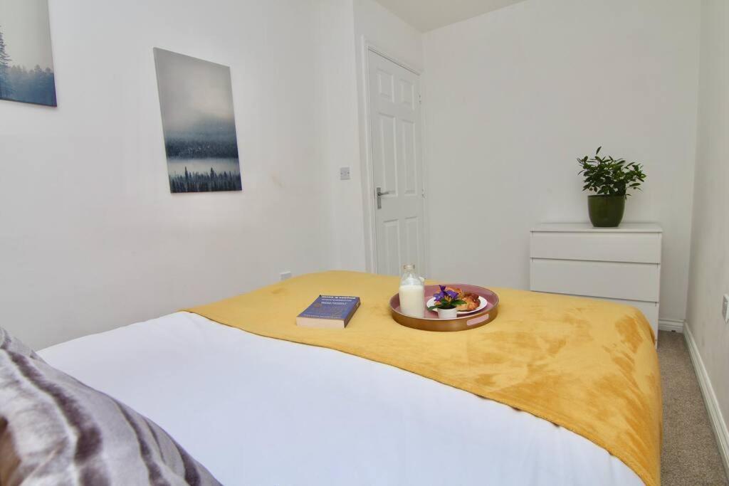 Daimler House - Cosy Home Near Coventry City Centre Bagian luar foto